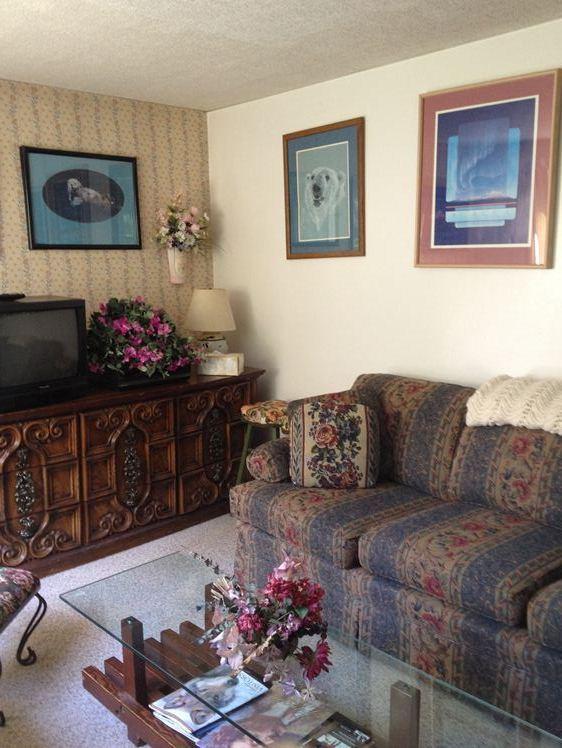 Anchorage Downtown Bed & Breakfast At "Raspberry Meadows" Room photo