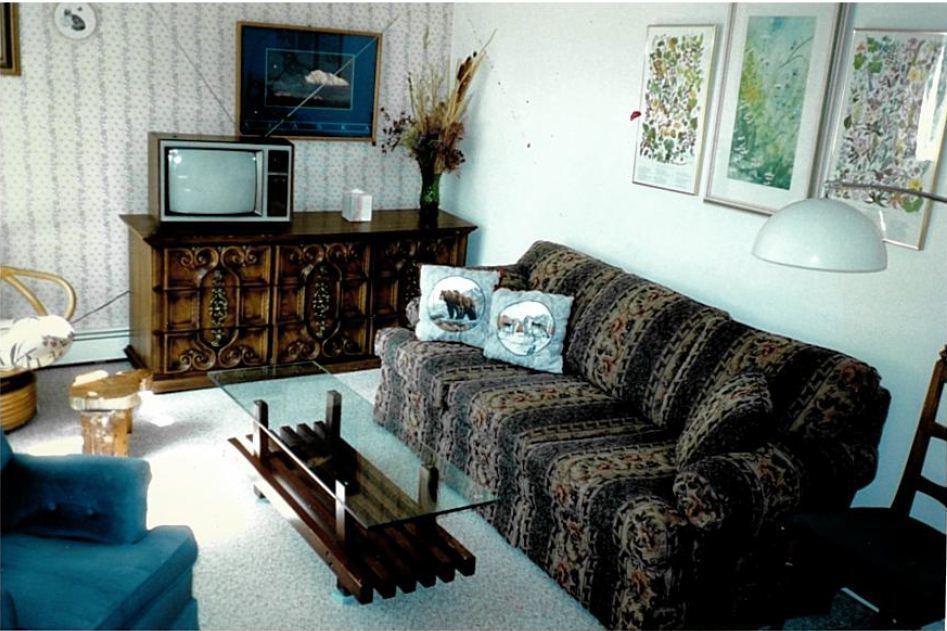 Anchorage Downtown Bed & Breakfast At "Raspberry Meadows" Room photo